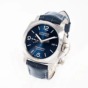 13820_watchlounge_lo.jpg