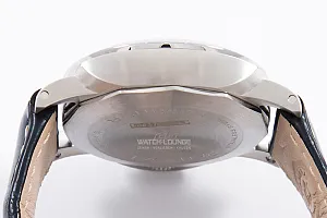 13822_watchlounge_lo.jpg