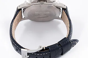 13823_watchlounge_lo.jpg