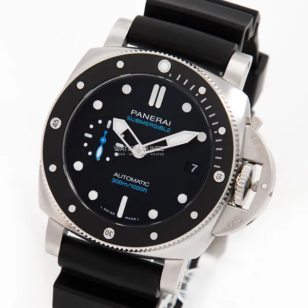 13826_watchlounge_lo_1.jpg