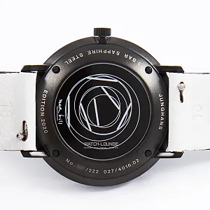 13858_watchlounge_lo.jpg