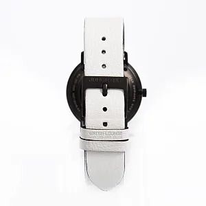 13860_watchlounge_lo.jpg