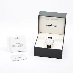 13872_watchlounge_lo.jpg