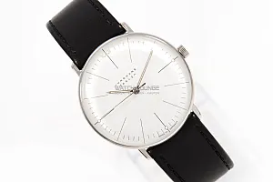 13885_watchlounge_lo.jpg