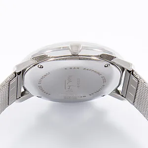 13900_watchlounge_lo.jpg