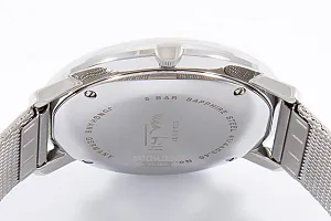 13900_watchlounge_lo.jpg
