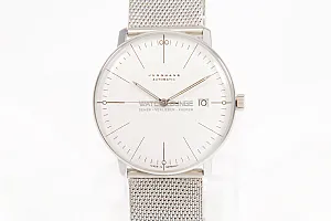 13919_watchlounge_lo.jpg