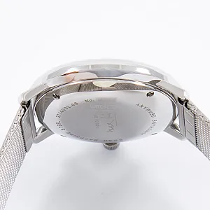 13923_watchlounge_lo.jpg