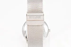 13926_watchlounge_lo.jpg