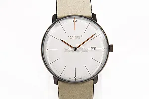 13941_watchlounge_lo.jpg
