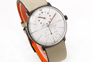 13953_watchlounge_lo.jpg