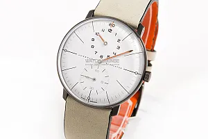 13954_watchlounge_lo.jpg