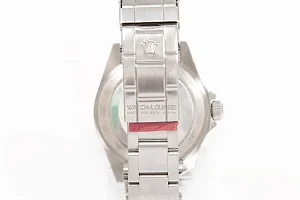 13974_watchlounge_lo.jpg