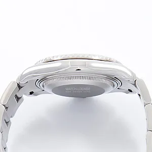 13998_watchlounge_lo.jpg
