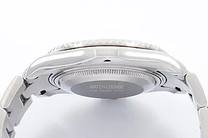 13998_watchlounge_lo.jpg