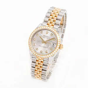 14007_watchlounge_lo.jpg