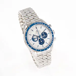14041_watchlounge_lo.jpg