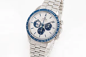 14042_watchlounge_lo.jpg