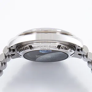 14044_watchlounge_lo.jpg