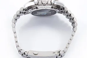 14046_watchlounge_lo.jpg