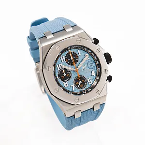 14052_watchlounge_lo.jpg