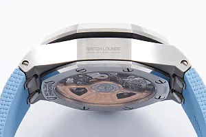 14055_watchlounge_lo.jpg