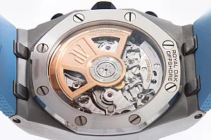 14056_watchlounge_lo.jpg