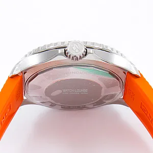 14066_watchlounge_lo.jpg