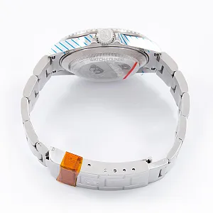 14092_watchlounge_lo.jpg