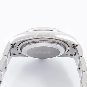 14101_watchlounge_lo.jpg