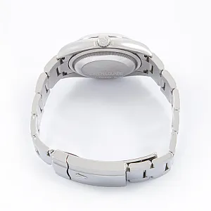 14102_watchlounge_lo.jpg