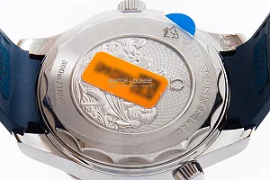 14113_watchlounge_lo.jpg