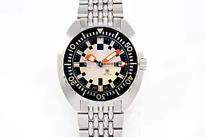 14120_watchlounge_lo.jpg