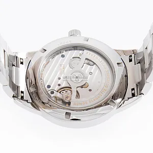 14136_watchlounge_lo.jpg