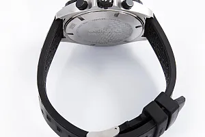 14148_watchlounge_lo.jpg