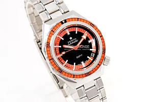 14177_watchlounge_lo.jpg