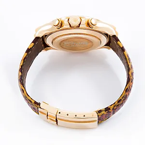 14192_watchlounge_lo.jpg
