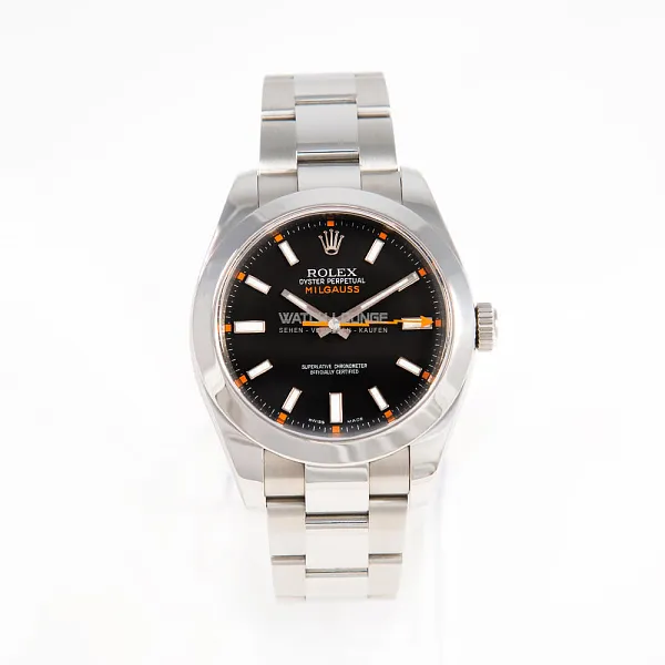 14222_watchlounge_lo.jpg