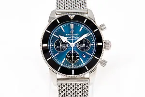 14232_watchlounge_lo.jpg