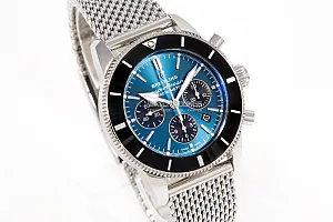 14233_watchlounge_lo.jpg