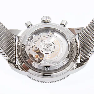 14237_watchlounge_lo.jpg