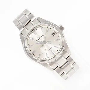 14243_watchlounge_lo.jpg