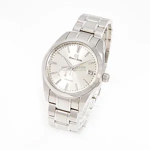 14246_watchlounge_lo.jpg