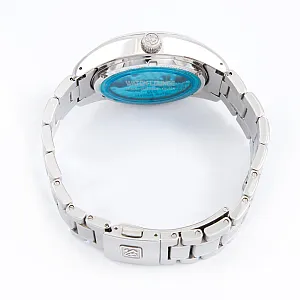 14250_watchlounge_lo.jpg