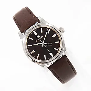 14267_watchlounge_lo.jpg