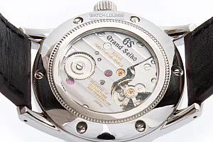 14273_watchlounge_lo.jpg