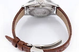 14286_watchlounge_lo.jpg