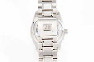 14299_watchlounge_lo.jpg