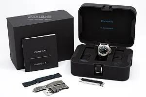 14322_watchlounge_lo.jpg