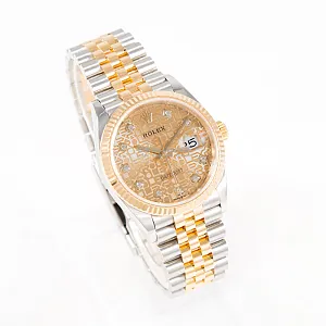 14338_watchlounge_lo.jpg